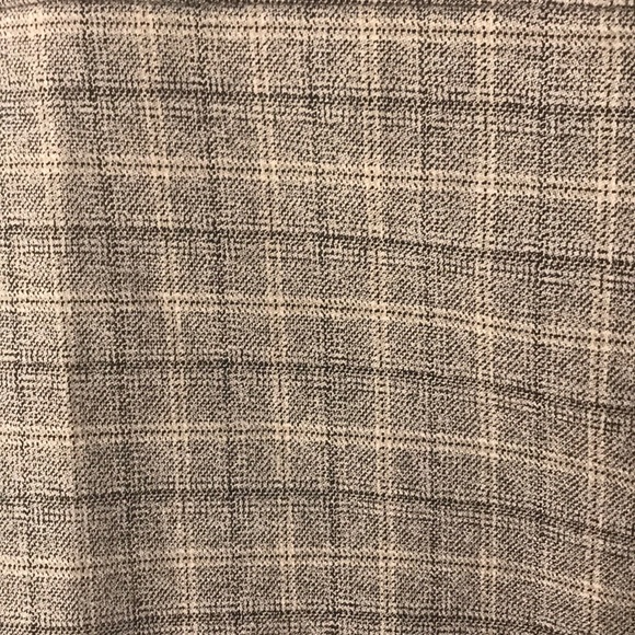 DONATING TODAY 2/7!  NWOT Ann Taylor Plaid Sheath Dress Gray 6T - Picture 4 of 7